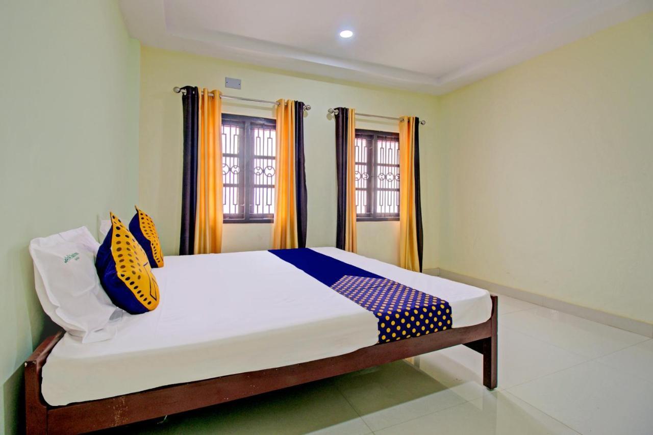 Spot On 73862 Jaya Tourist Home Varkala Dış mekan fotoğraf