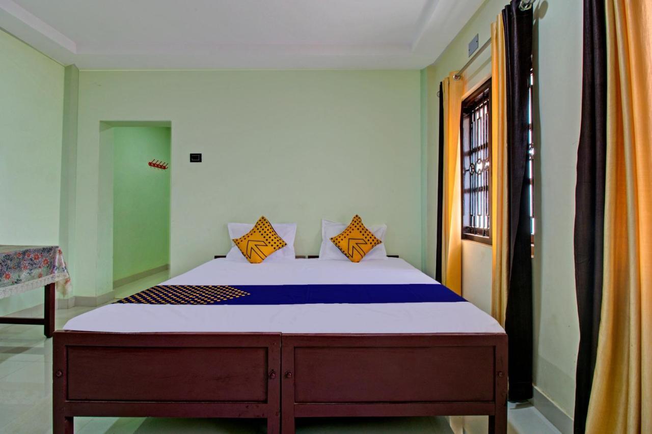Spot On 73862 Jaya Tourist Home Varkala Dış mekan fotoğraf