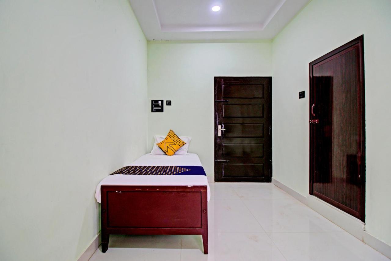 Spot On 73862 Jaya Tourist Home Varkala Dış mekan fotoğraf