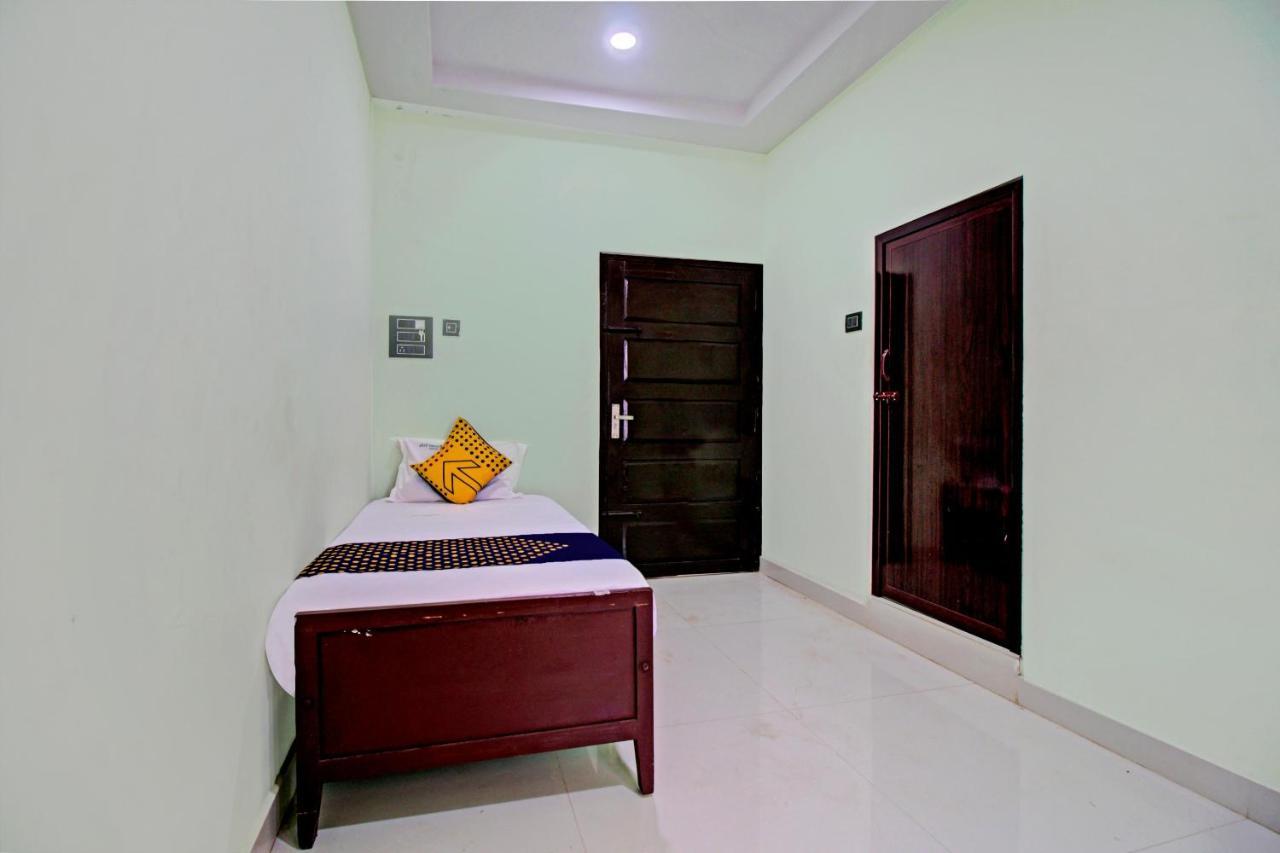 Spot On 73862 Jaya Tourist Home Varkala Dış mekan fotoğraf